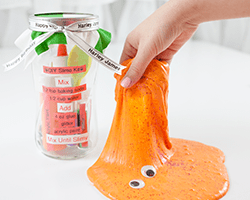Create a slime kit with P-touch Embellish