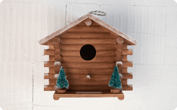 Log cabin bird house