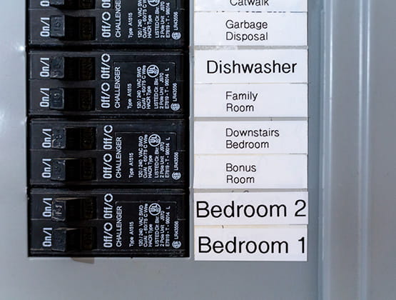 Fuse Box displaying printed labels with Ptouch Pro