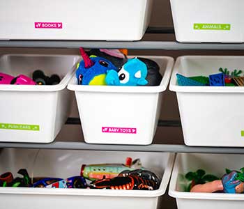 clutter free kids room