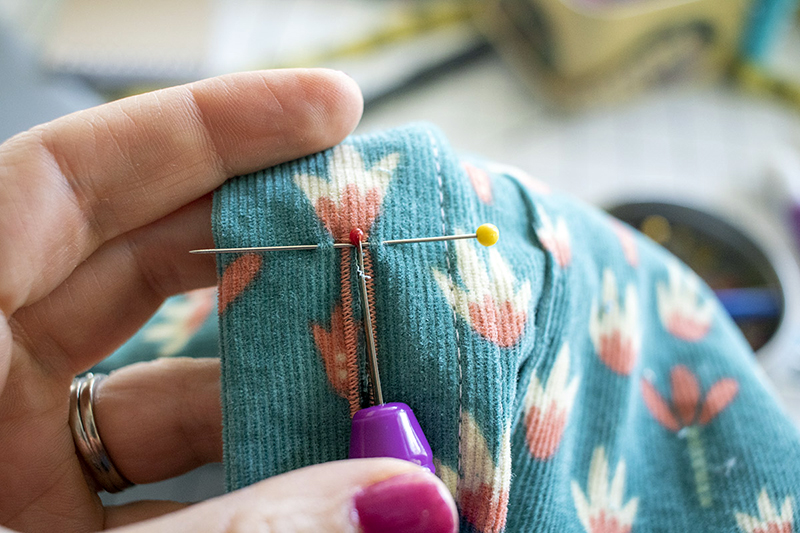 Pin buttonhole